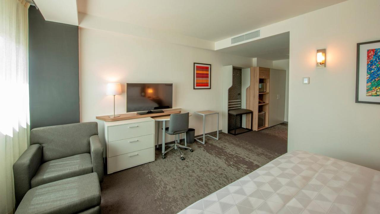 Holiday Inn & Suites - Merida La Isla By Ihg Exteriér fotografie