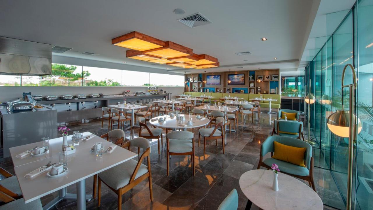 Holiday Inn & Suites - Merida La Isla By Ihg Exteriér fotografie